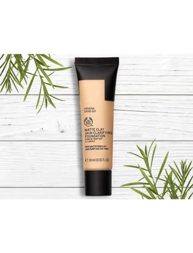 The Body Shop Matte Clay Skin Clarifying Foundation - 021 Havana Sand