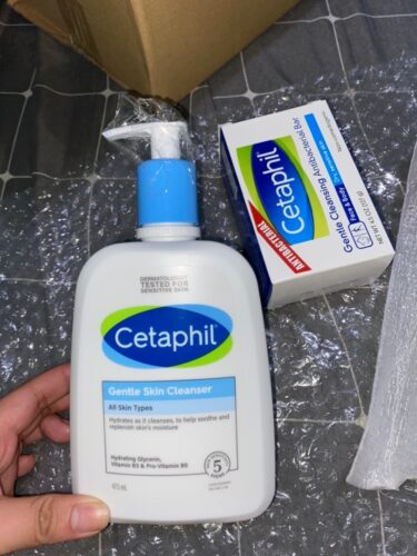 Cetaphil Gentle Skin Cleanser For Normal to Dry Sensitive Skin - 473 ml photo review