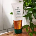 The Body Shop Vitamin C Daily Glow Cleansing Polish - 100 Ml
